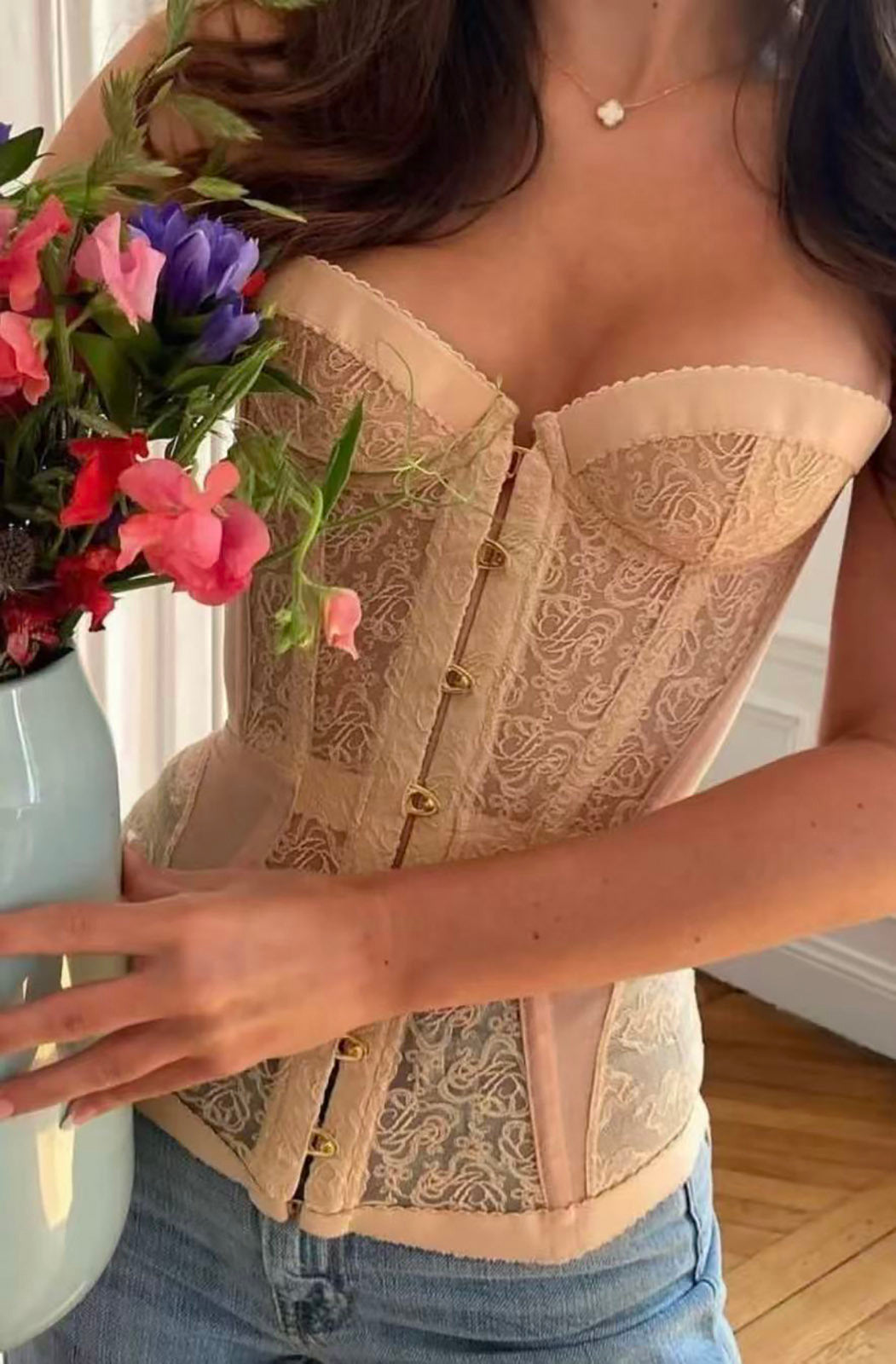 Women Wedding Corset Lace Bustier Top Side View