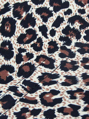 Damen Casual Stahl ohne Knochen Latex Haken Sanduhr Taille Schlanker Korsett Weiß Leopard Detailansicht